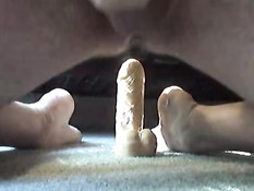 I hide my dildo in the ass