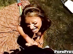 Carmen giving outdoor blowjob