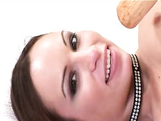 Cutie fists own ass and is pissing fan