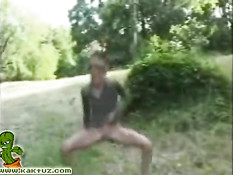 Outdoor pissing