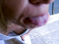 Nice blowjob in the backyard