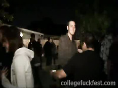 Brunette Blows Stranger In Public