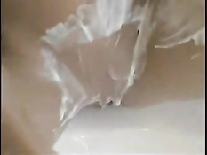 Brunette Chick Shaves In Bath