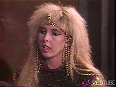 Сексуальные мечты сисястой блондинки