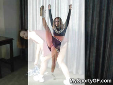 Эротические фотографии молоденьких спортивных болельщиц