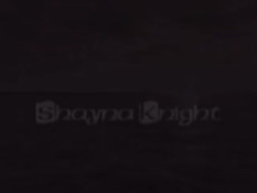 Shayna Knight запрокинула голову в попытке глубоко заглотить член