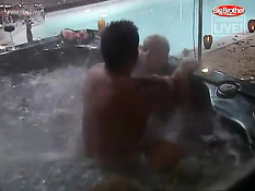 Big brother - Sex in pool