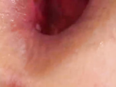 Amazing gape