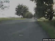 Рыжая красавица подарила счастливому незнакомцу анальный секс