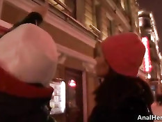 Иностранец снял на питерской улице девку и оттрахал в гостинице