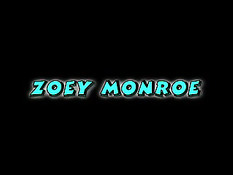 Блондинка Zoey Monroe показала татуировки и отсосала большой член