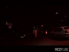 Голая шалава гуляет по ночному городу, а потом ебётся с мужчинами