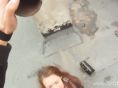 Познакомился на улице с русской девчонкой Алёной и трахнул раком