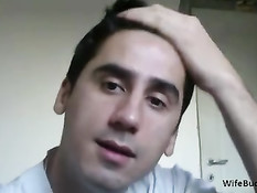 Мужчина привёз свою жену в лес и занимался с ней сексом на снегу
