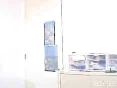 Две ненасытные чёрные шлюшки сделали мужчине шикарный минет