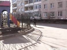 Девчонка Вика сразу согласилась пойти с пареньком и потрахаться