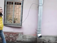 Ребята из Санкт-Петербурга гуляют и занимаются групповым сексом