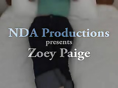 Семяизвержение во влагалище сексуальной блондиночке Zoey Paige