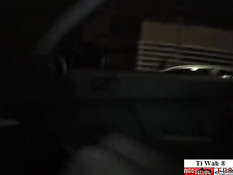 Бразильские вуайеристки предпочитают трахаться в людных местах