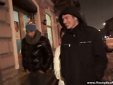 Темнокожий русский парень сделал девушке двойное проникновение