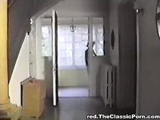 Чёрная девушка занимается сексом в позе 69 в классическом порно