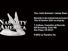 Развратная домохозяйка India Summer дома трахается с любовником