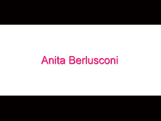 Молодая красотка Anita Berlusconi оттрахала себя фаллоимитатором