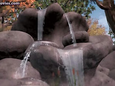 Три милые 3D лесбиянки занимаются сексом на природе у водопада