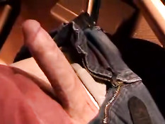 Wanking till precum