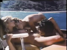 Лесбийские секс игры актрис ретро порно Ginger Lynn и Traci Lords