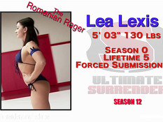 Борьба и секс со страпоном лесби девушек Savannah Fox и Lea Lexis