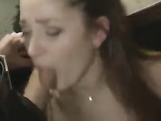 Мужик привязал юную красотку Dani Daniels и отодрал после отсоса