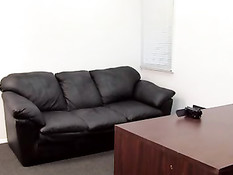 Натуральная блондинка с большой грудью ебётся на порно кастинге