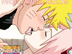 После страстных поцелуев Naruto и Sakura трахаются на кровати