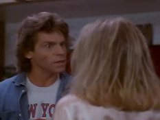 Секс с красивой блондинкой в белом нижнем белье Tanya Roberts