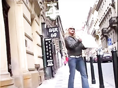 Похотливые шлюхи Liliane Tiger и Ellen Saint ебутся с двумя парнями