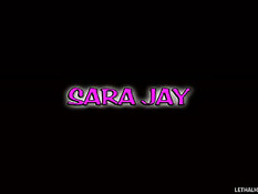 Отодрал в бритую пизду грудастую Sara Jay и залил спермой язык