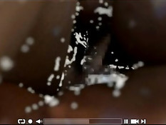 Две большие сисястые 3D лесбиянки трахают девчонку страпонами