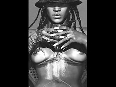 Сборник откровенных эротических фотографий мулаточки Rihanna