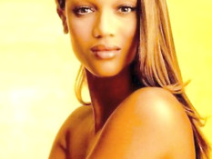 Эротические фото грудастых Mariah Carey, Alicia Keys и Tyra Banks