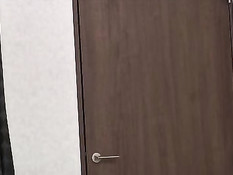 Худенькая азиатка отсасывает пенис и садится на мужчину сверху