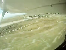 Прыгнул на парашюте вдвоём с голой подругой и снял порно видео