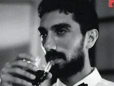 Красотки с большими сиськами удовлетворяют богатых любовников