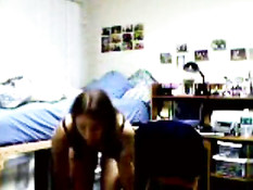 Sweet webcamgirl stripping