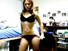 Sweet webcamgirl stripping