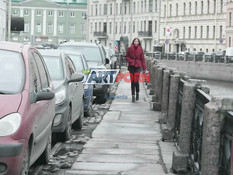 Привёл домой сексуальную русскую девушку и отодрал в киску на диване
