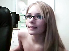 Sexy webcam girl tease